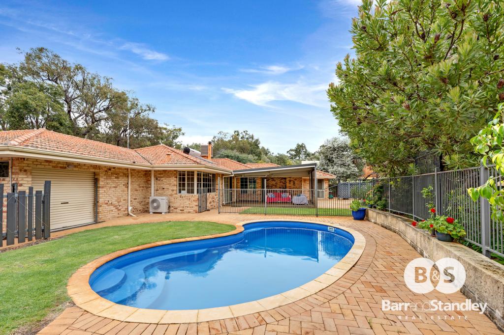 8 Crimp Cres, Leschenault, WA 6233