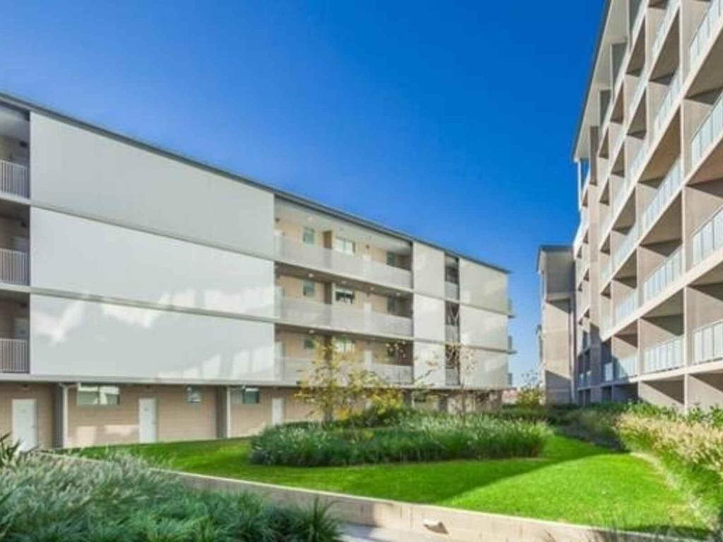 B406/359 ILLAWARRA RD, MARRICKVILLE, NSW 2204