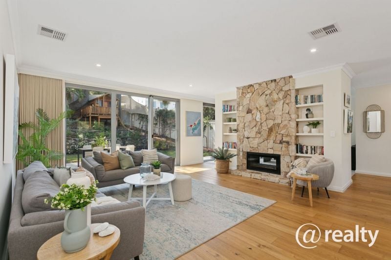 60 Empire Ave, Wembley Downs, WA 6019