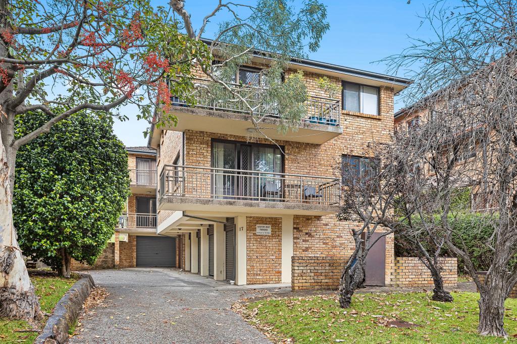 2/17 Edward St, Wollongong, NSW 2500