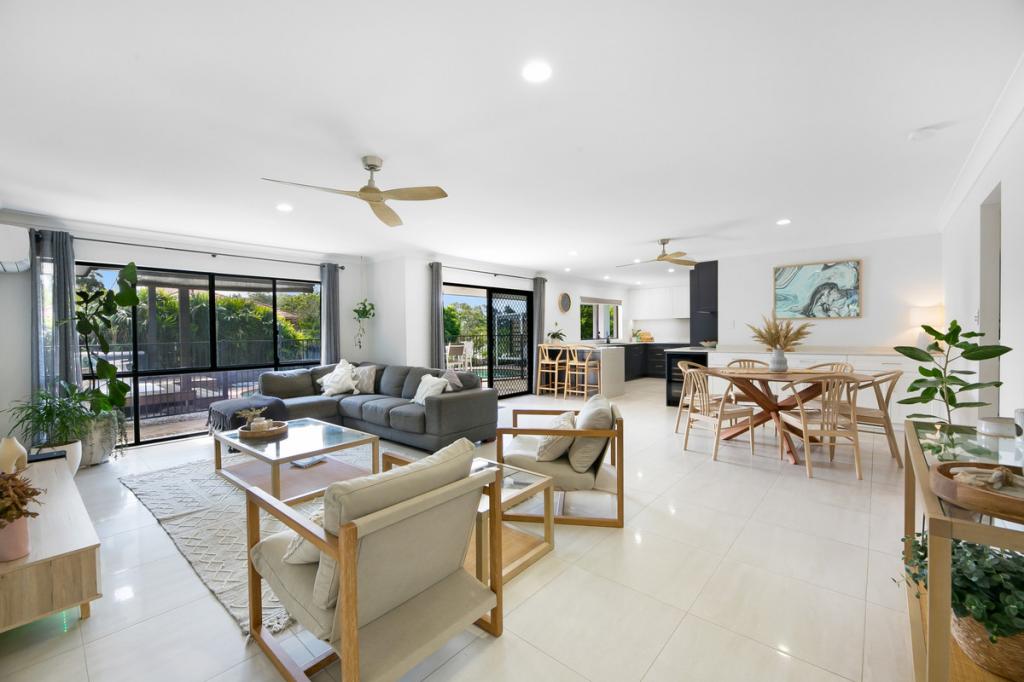 2 Dapples Ct, Burleigh Heads, QLD 4220