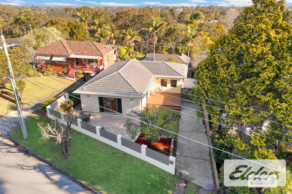 4 Plateau Cl, Hornsby Heights, NSW 2077
