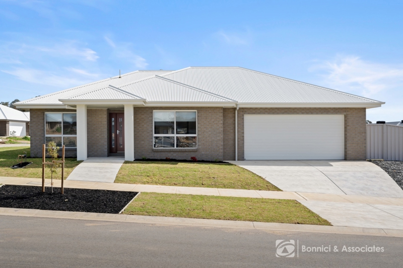 38 Westacott Cres, Baranduda, VIC 3691