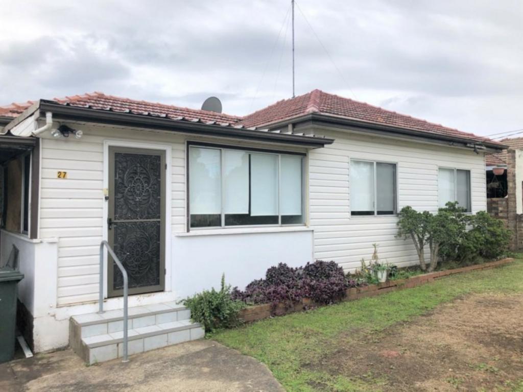 27 Derbyshire Ave, Toongabbie, NSW 2146