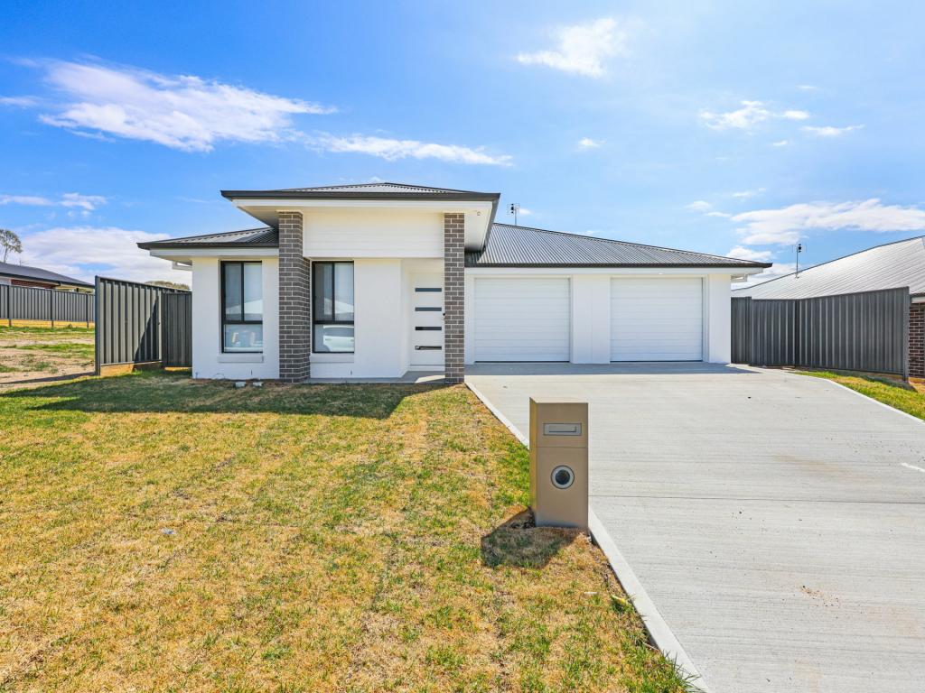 1/34 Cliffdale Pl, Kootingal, NSW 2352