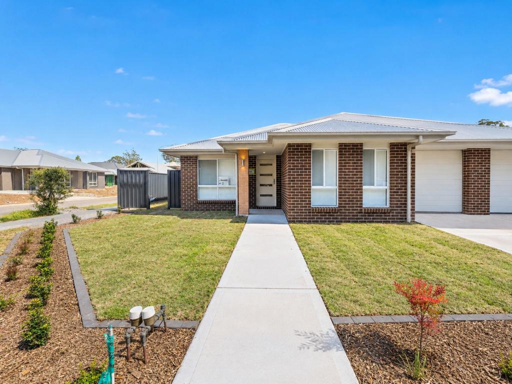 17 Nut Bush Dr, Medowie, NSW 2318