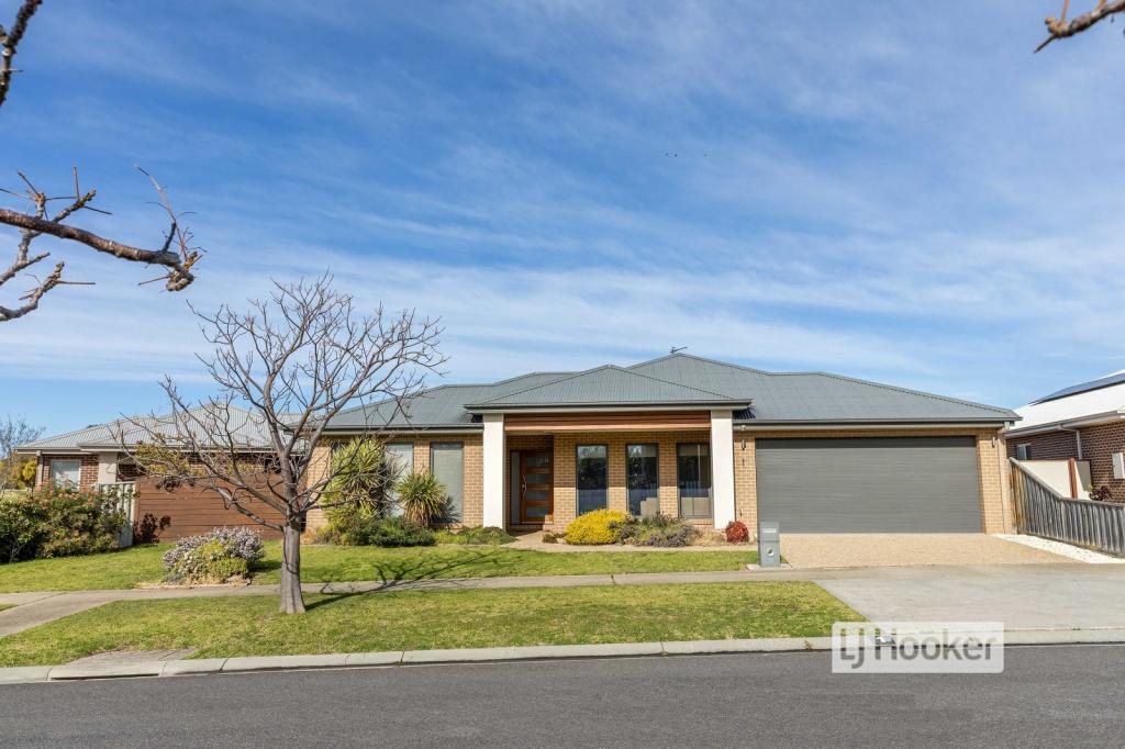 1 The Crescent, Paynesville, VIC 3880