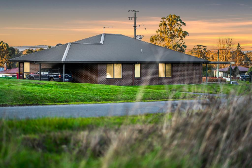 1 Reibey St, Beaconsfield, TAS 7270