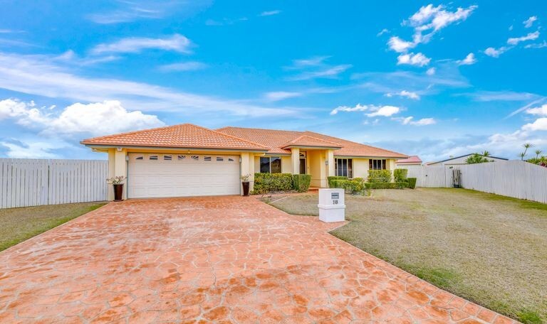 18 Marquis Ct, Avenell Heights, QLD 4670