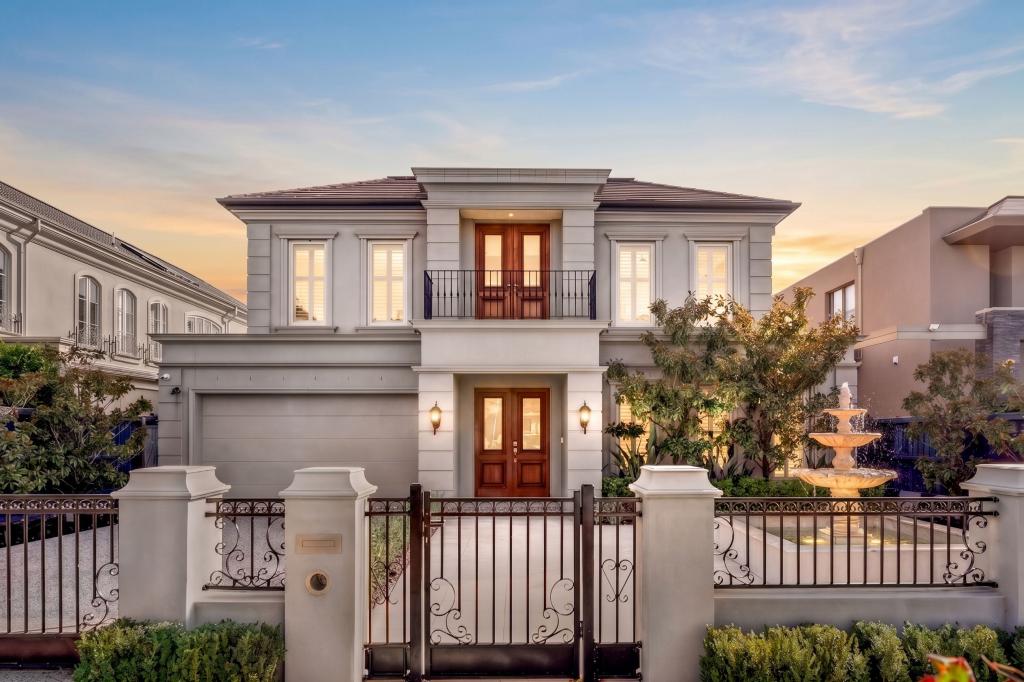 3 Rose Ave, Glen Waverley, VIC 3150