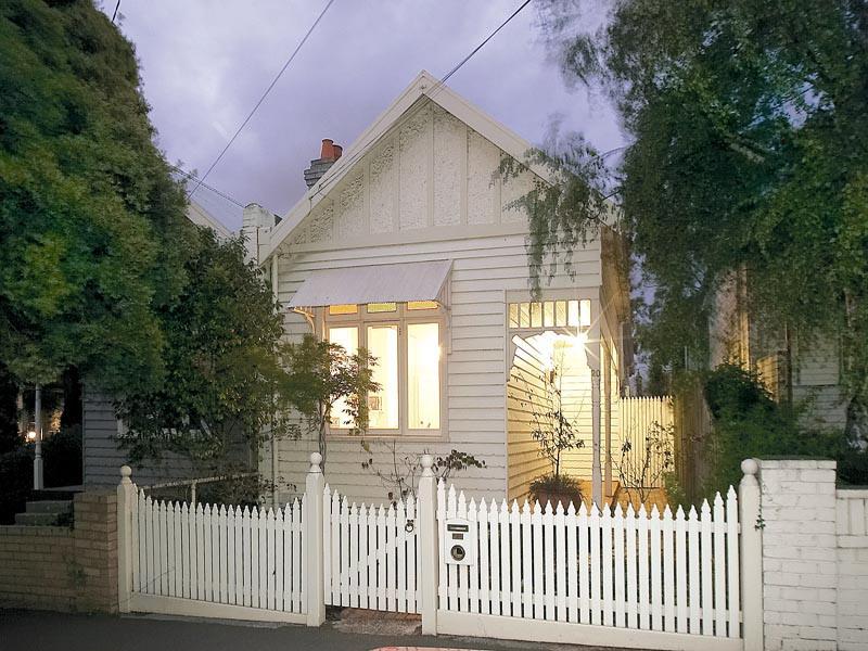 20 The Ridgeway, Kensington, VIC 3031