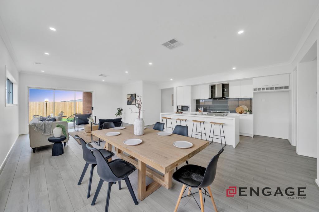 7 Jumps St, Manor Lakes, VIC 3024