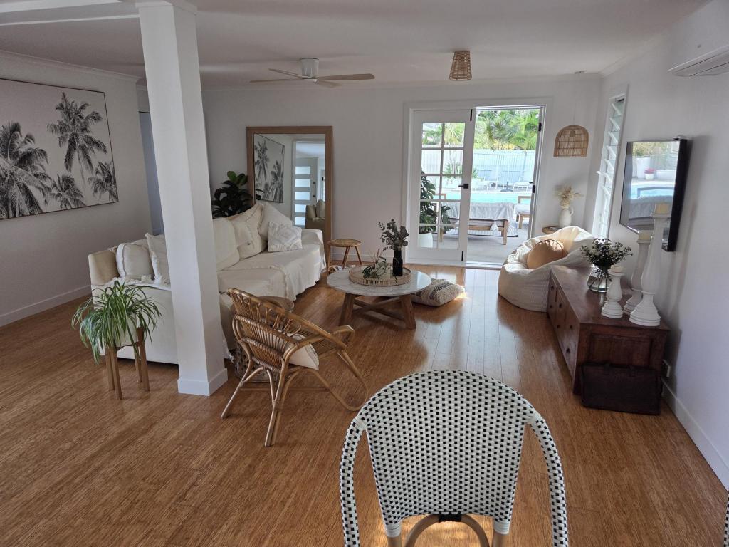 9 Orcades St, Sunrise Beach, QLD 4567