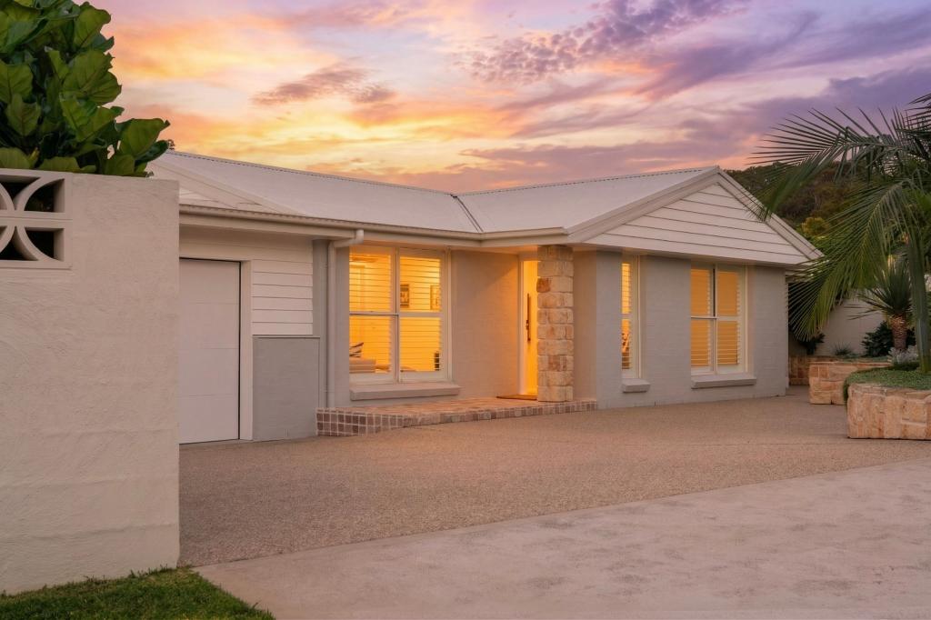 26 Premier Way, Bateau Bay, NSW 2261