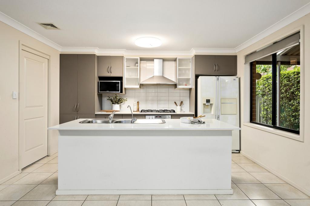 2/14 Fisher St, West Wollongong, NSW 2500