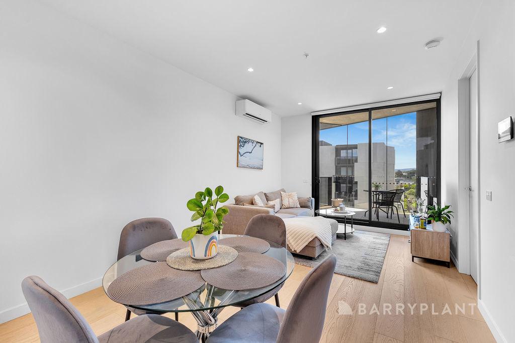 401/9 FOUNDATION BVD, BURWOOD EAST, VIC 3151