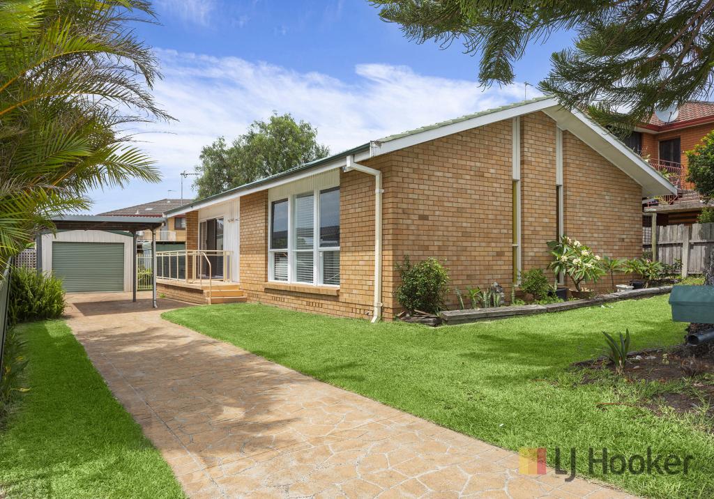 95 Lake Entrance Rd, Barrack Heights, NSW 2528