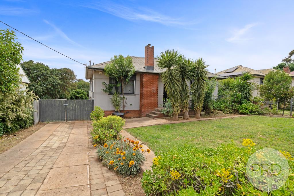 15 Margaret Ave, Mount Austin, NSW 2650