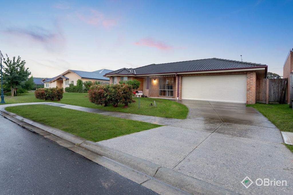 33 Chardonnay Dr, Skye, VIC 3977