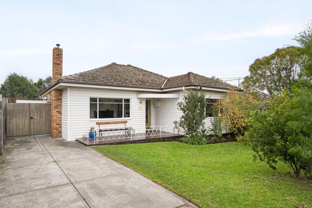 10 Ashkanasy Ave, Pascoe Vale, VIC 3044