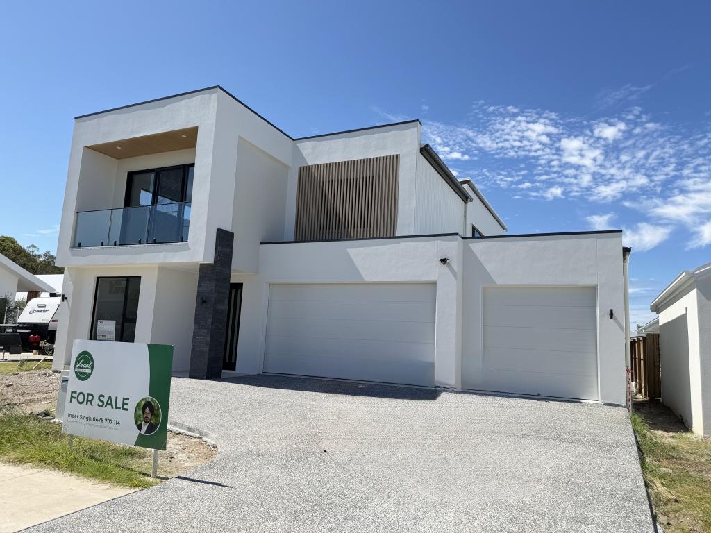 73 Morna St, Newport, QLD 4020