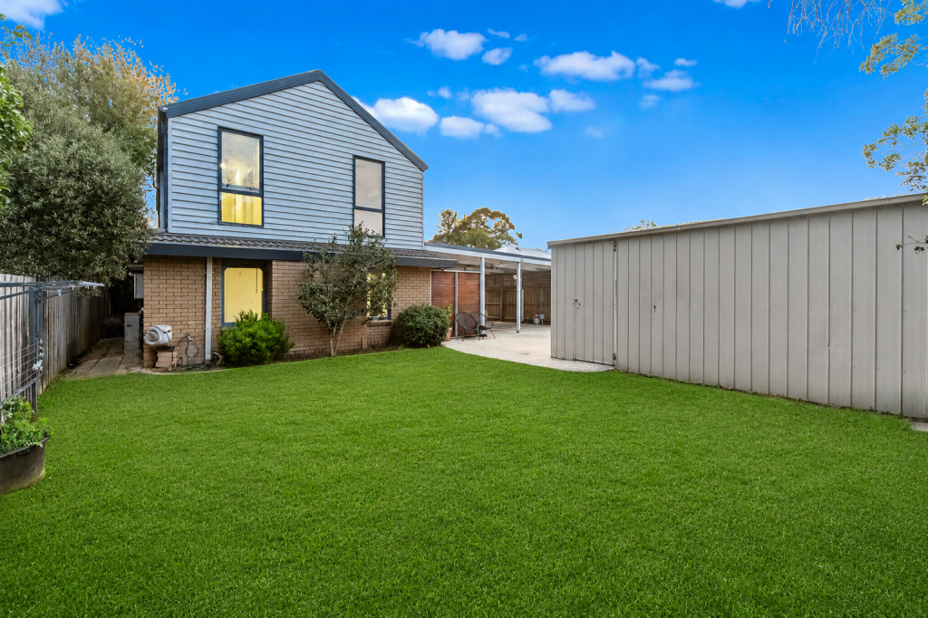 24 Airlie Gr, Seaford, VIC 3198