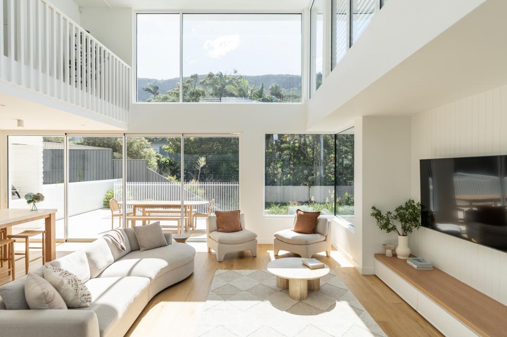 684b Lawrence Hargrave Dr, Coledale, NSW 2515