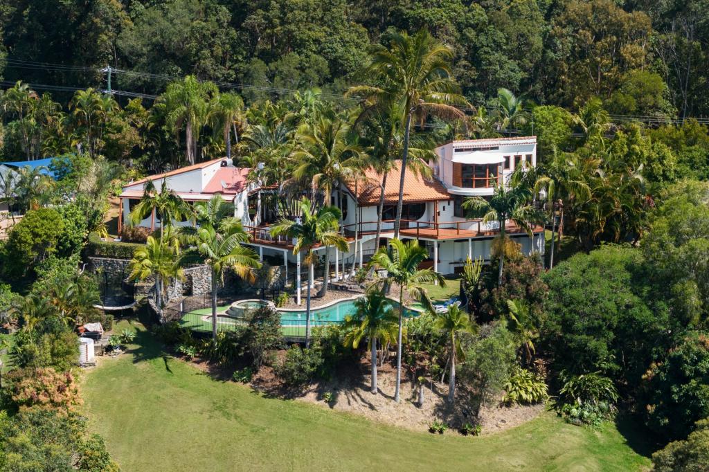 132 MONS SCHOOL RD, BUDERIM, QLD 4556