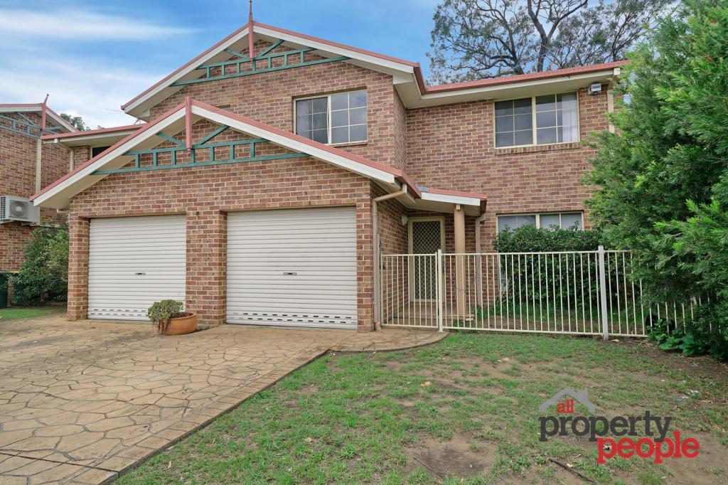 4/1 Fields Rd, Macquarie Fields, NSW 2564