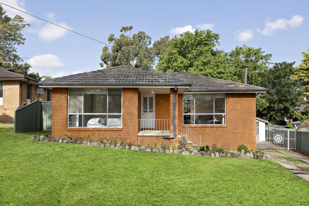 4 Kaloe Pl, Marayong, NSW 2148