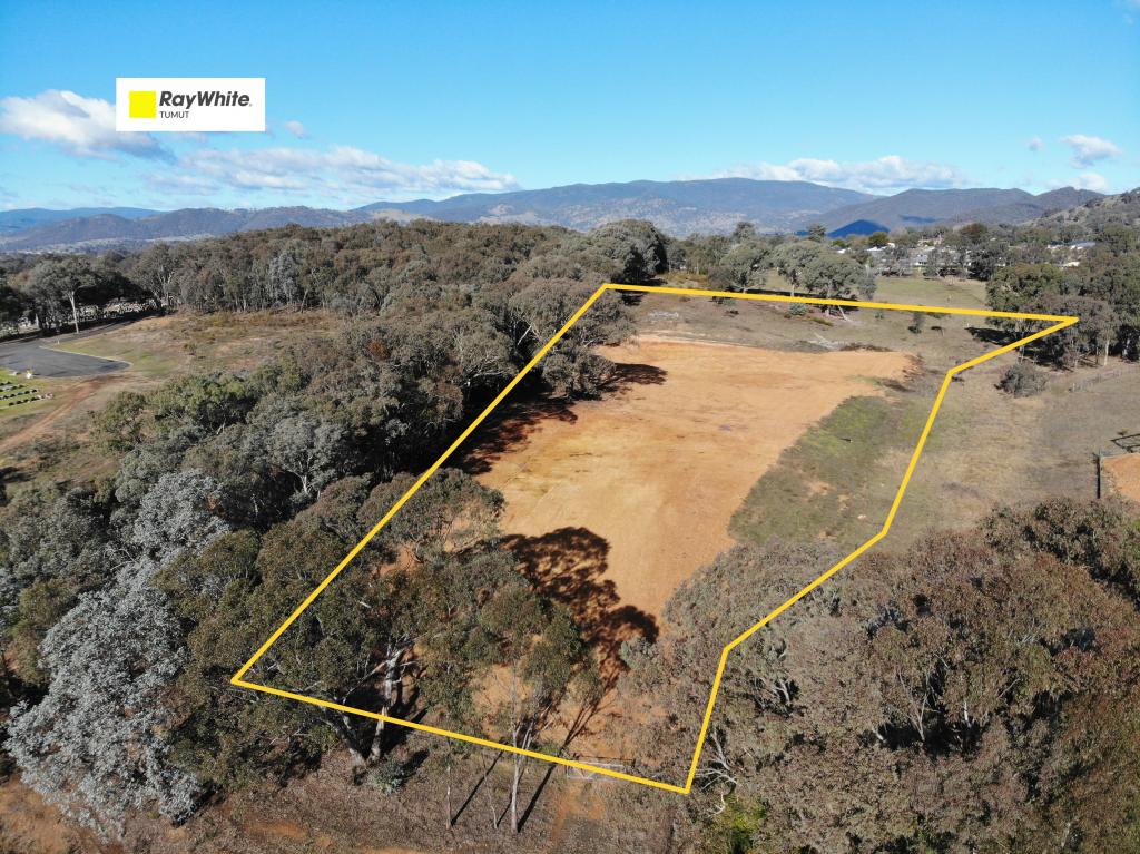 36 QUANDONG AVE, TUMUT, NSW 2720