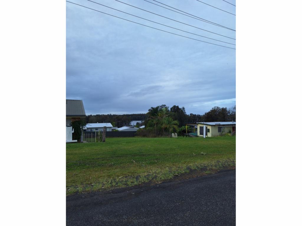 6 WARRALONG ST, COOMBA PARK, NSW 2428