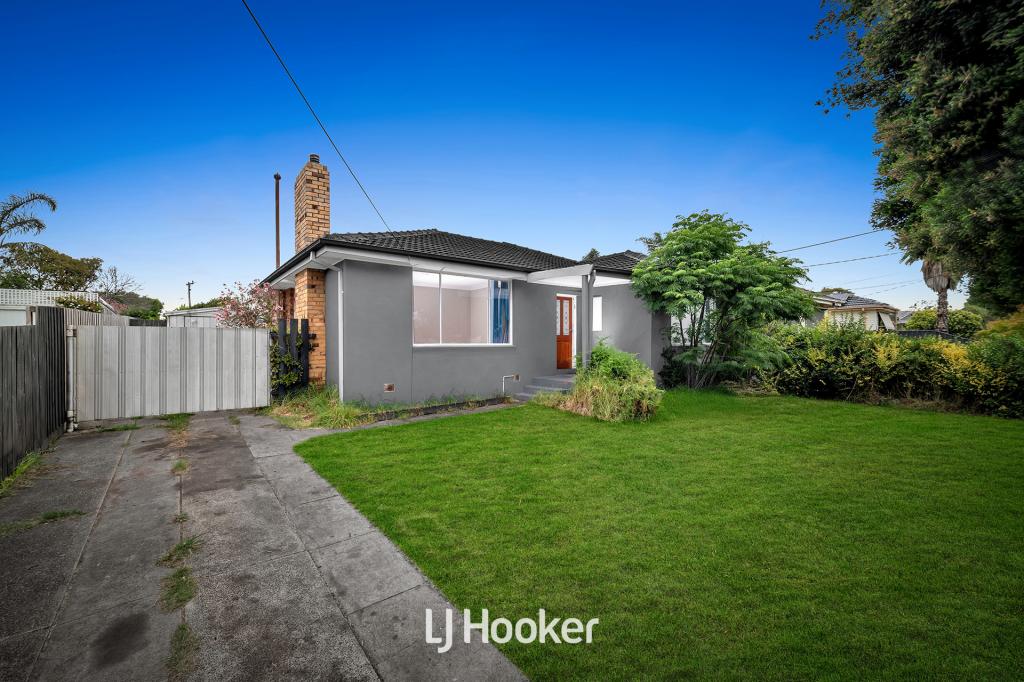 15 REGENCY ST, DANDENONG NORTH, VIC 3175