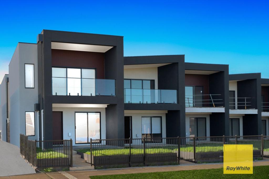 4/76 ALCOCK RD, TRUGANINA, VIC 3029