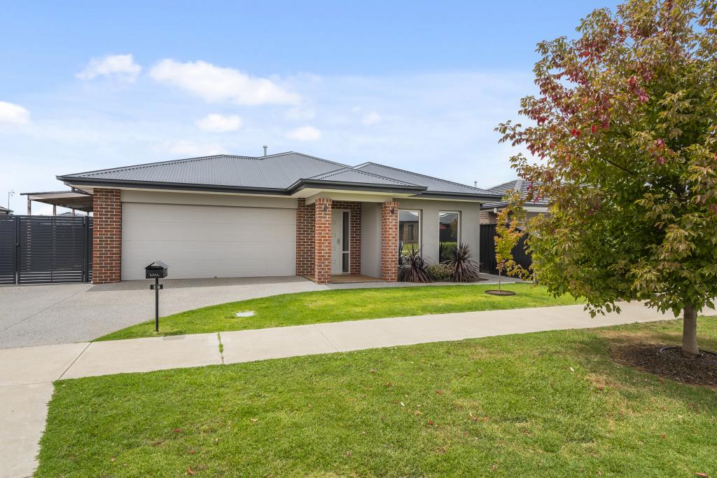 14 Lineham St, Lancefield, VIC 3435