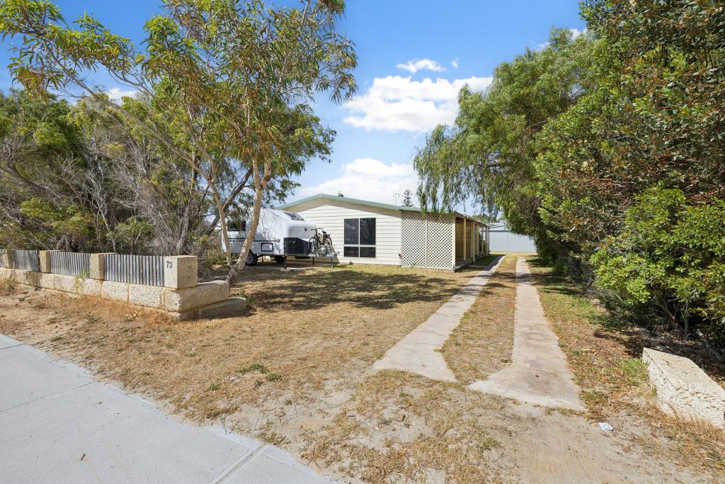 79 Gingin Rd, Lancelin, WA 6044