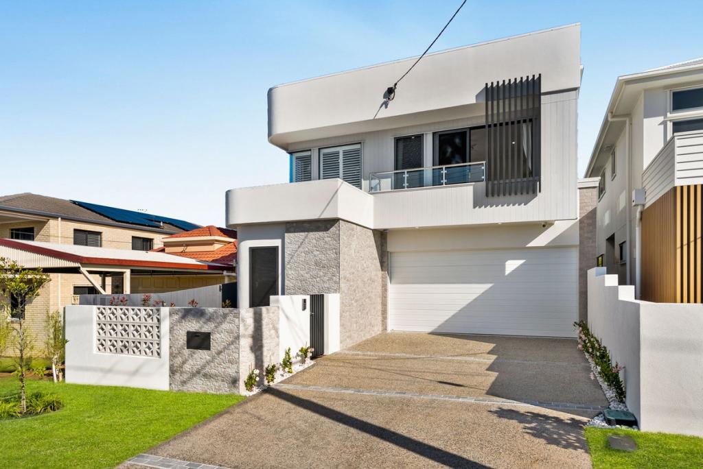 9 Osbourne St, Scarborough, QLD 4020