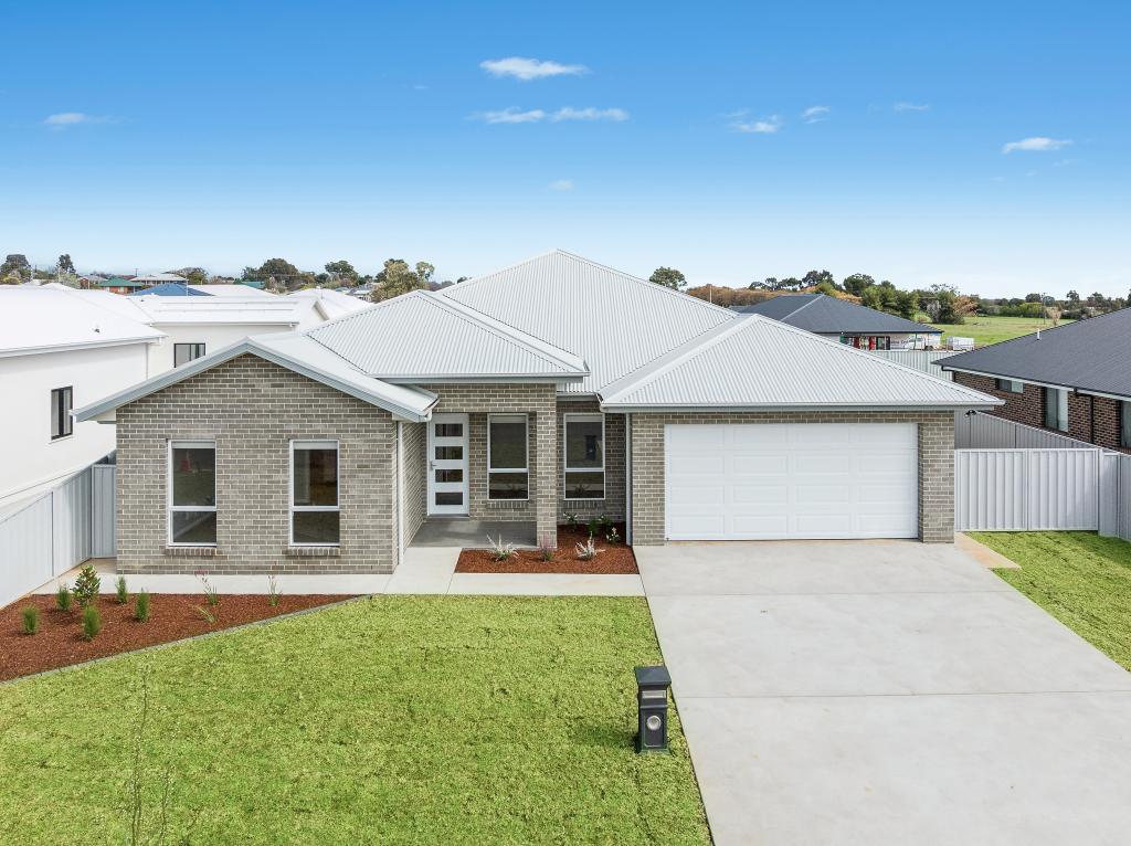 7 Corbett St, Temora, NSW 2666