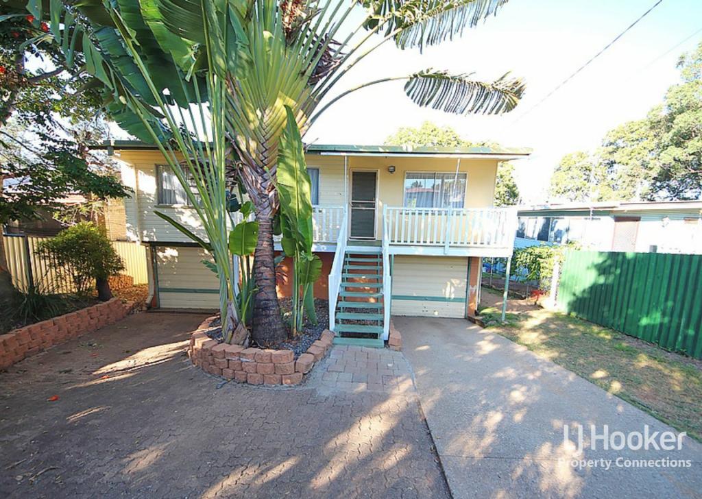 17 Crest St, Kallangur, QLD 4503