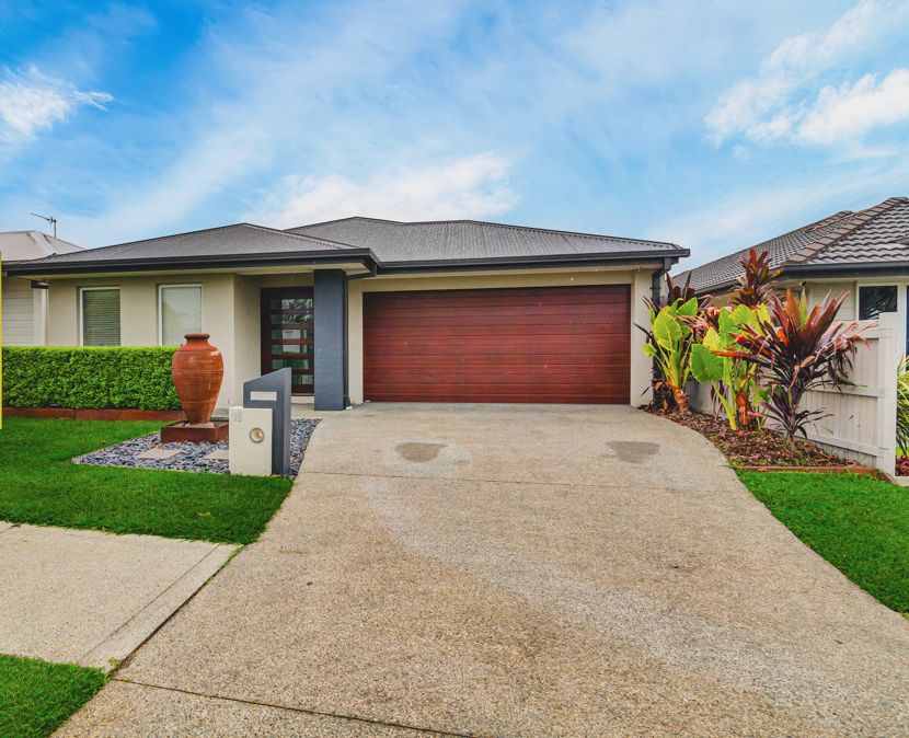 16 Wimmera Cres, Upper Coomera, QLD 4209