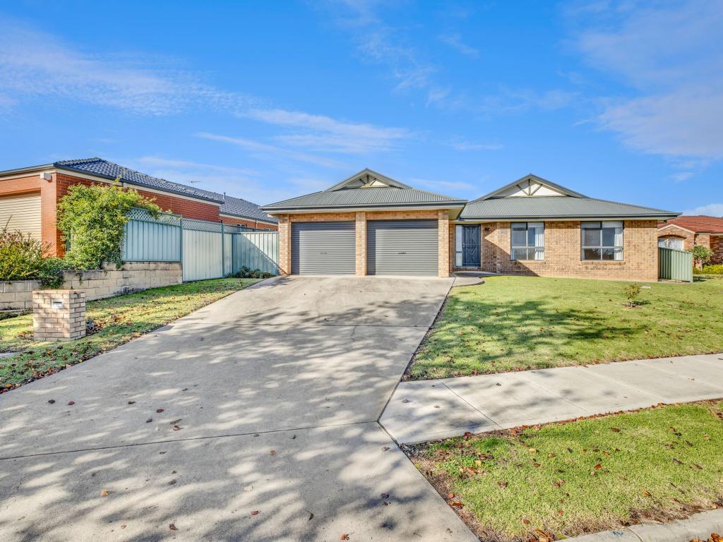 24 TELOPEA ST, THURGOONA, NSW 2640