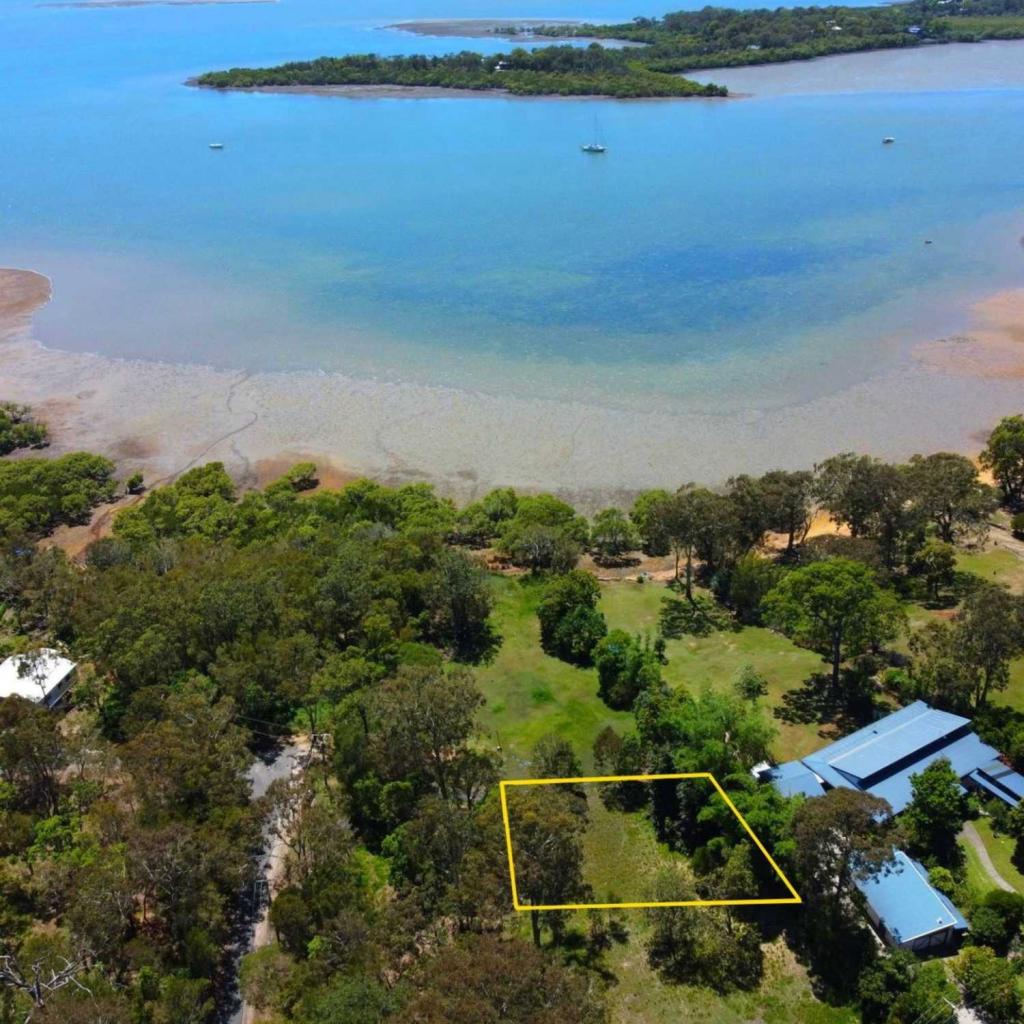 36 Nunkeri Dr, Macleay Island, QLD 4184