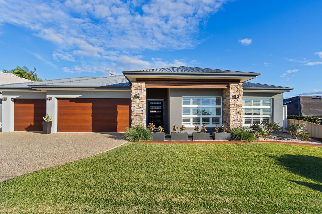 64 Wamara Cres, Forster, NSW 2428