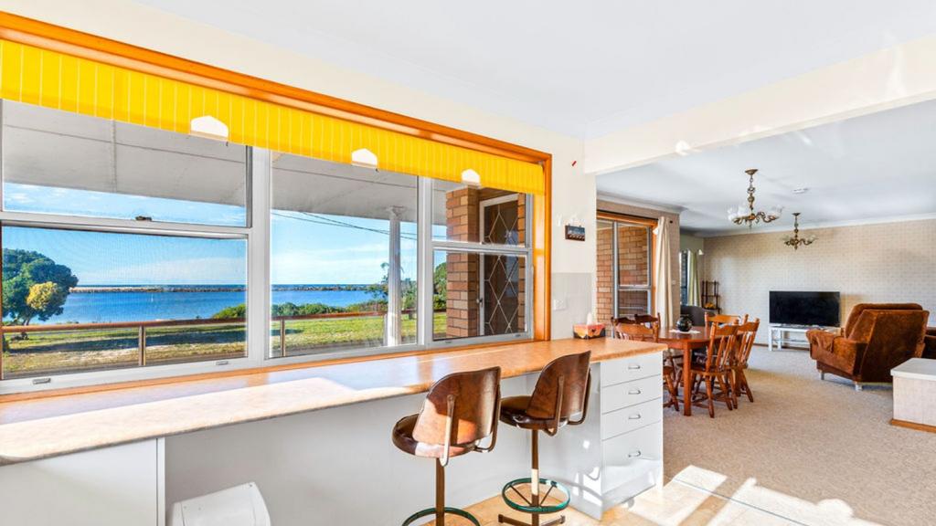 95 Beach St, Harrington, NSW 2427