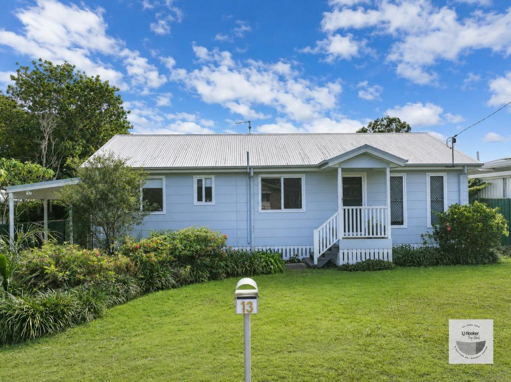13 Bunning St, Russell Island, QLD 4184