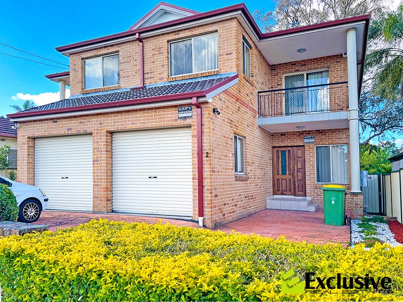 1/2 Mcphee St, Chester Hill, NSW 2162