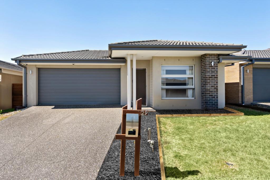 29 Giselle Cct, Greenvale, VIC 3059