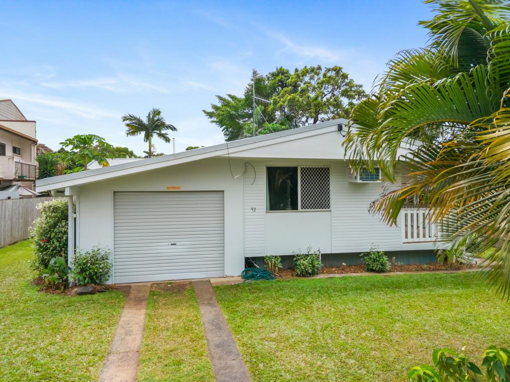 92 BIRCH ST, MANUNDA, QLD 4870
