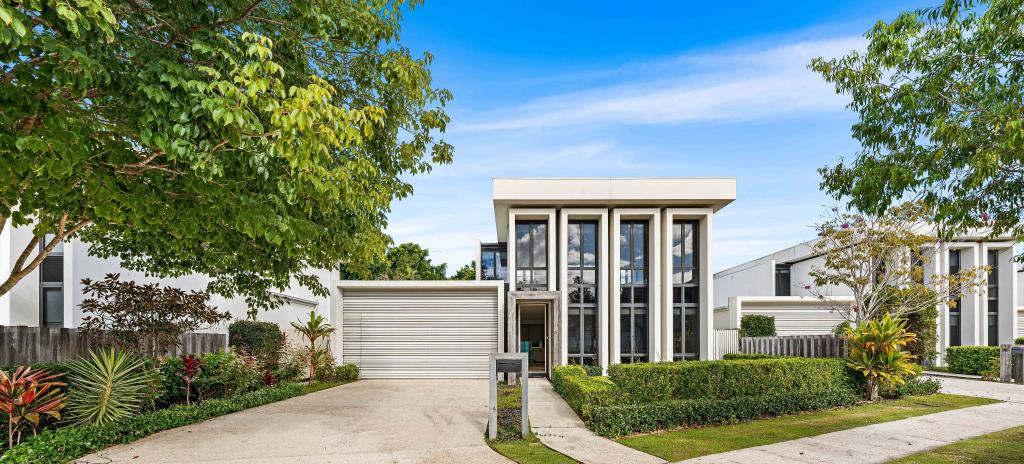 2486 THE PKWY, HOPE ISLAND, QLD 4212