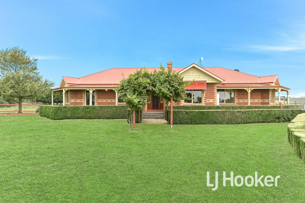 145 Eleven Mile Rd, Tynong, VIC 3813